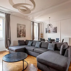 italian-residencies-solferino-29.it-lombardy.com/